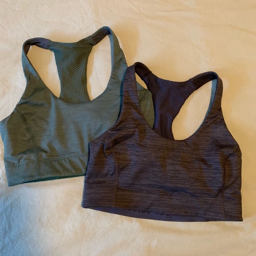 Set of 2 OV doing things bras in xs